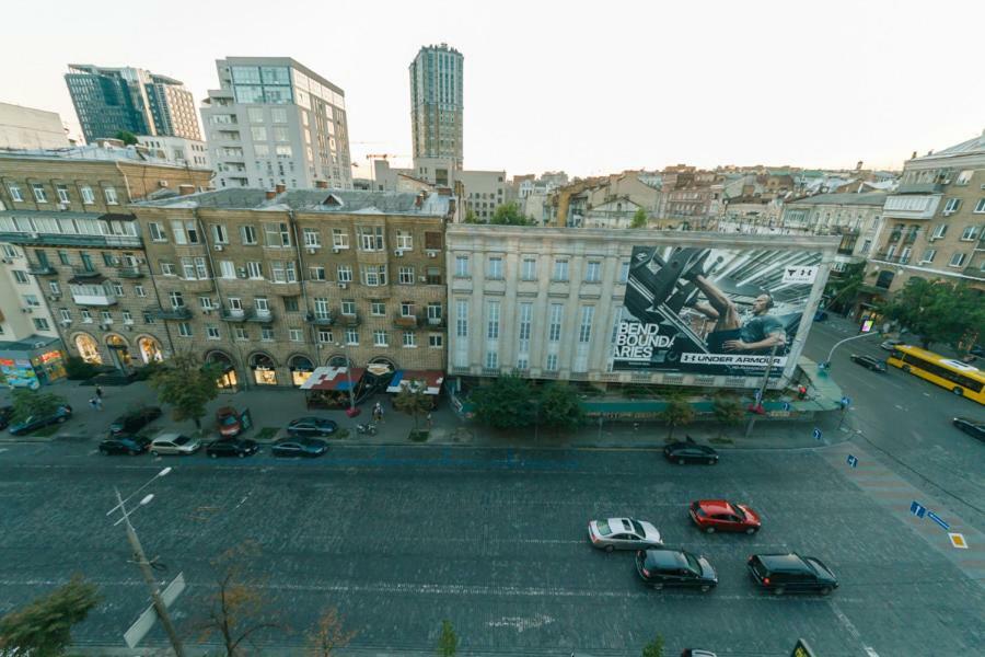 Alex Apartments On Lva Tolstogo Kiev Esterno foto